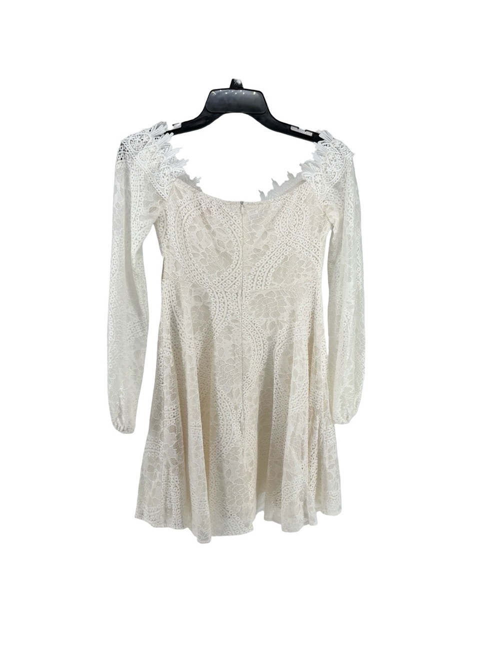 New A’Rose Studio White Lace Long Sleeve Mini Dress Size Medium - Picture 2 of 5